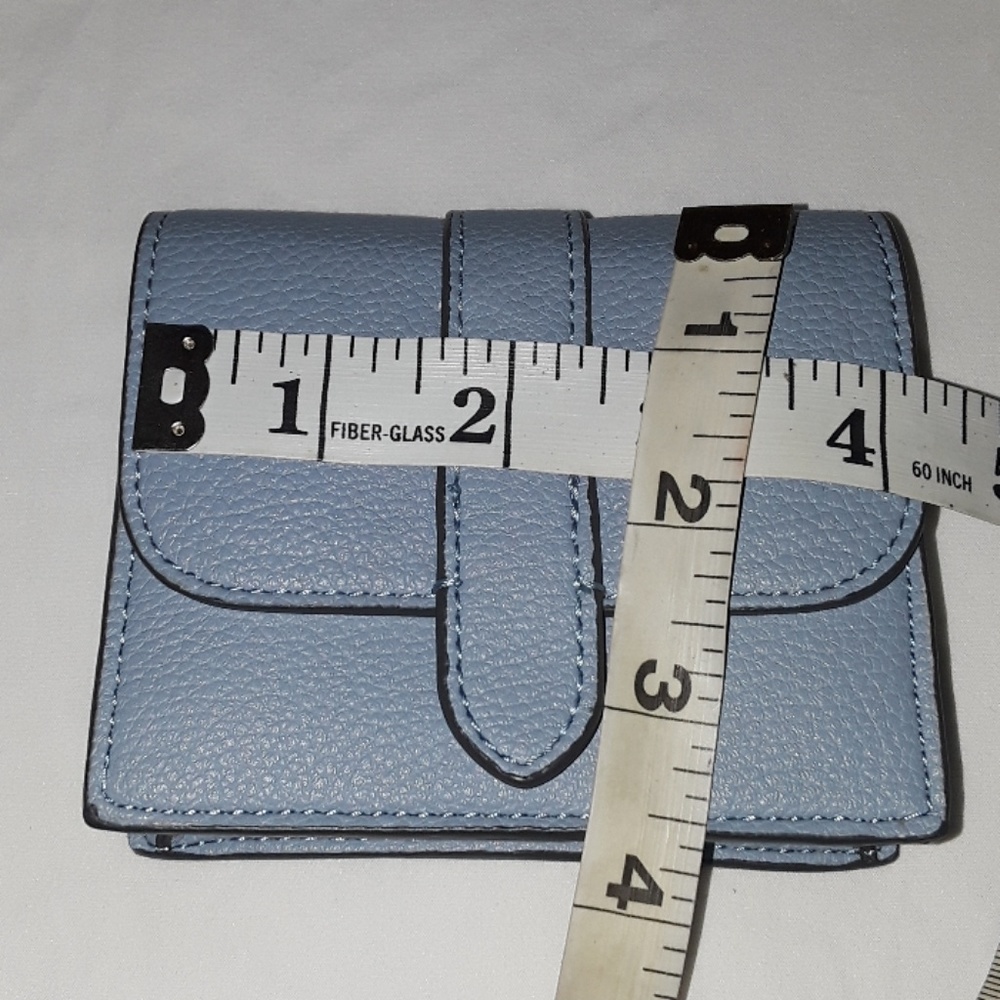 Banana Republic card case - Picture 8 of 8
